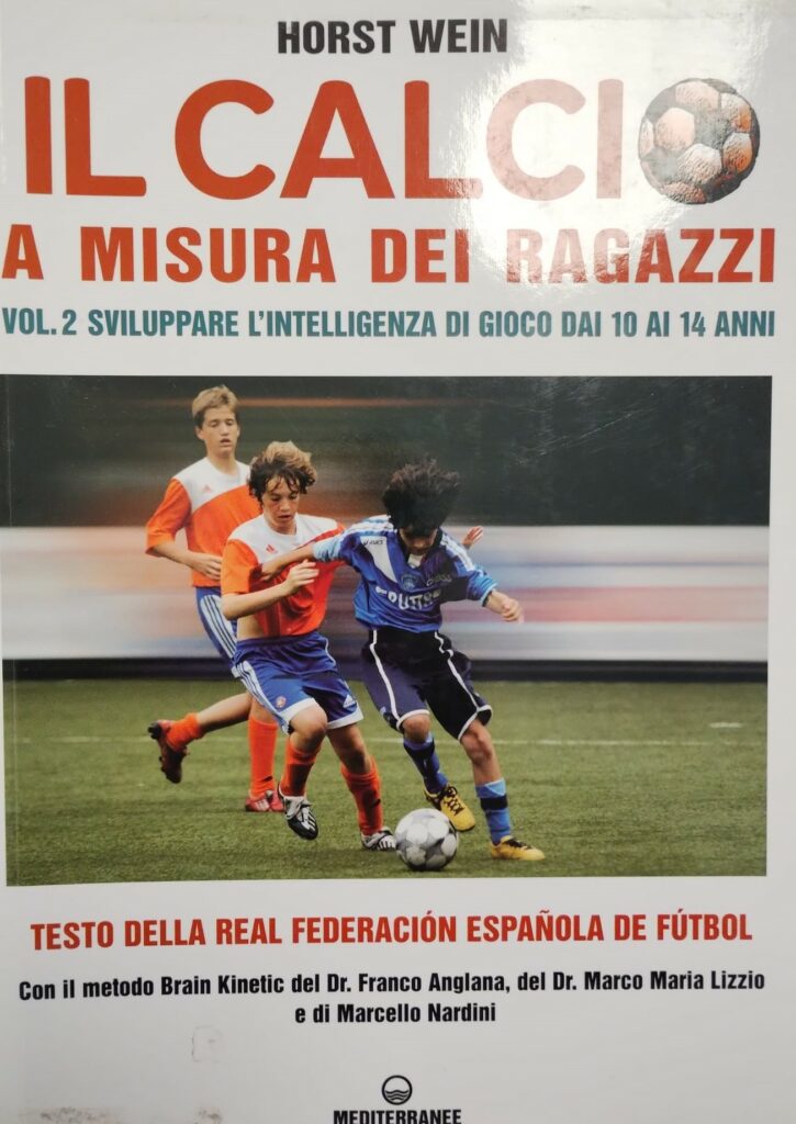 Book Cover: Il calcio a misura dei ragazzi. Vol.2